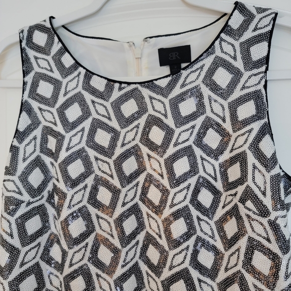 BR BANANA REPUBLIC FULLY SEQUINED GEOMETRIC PATTERN NYE DRESS SIZE 2 - Picture 3 of 11